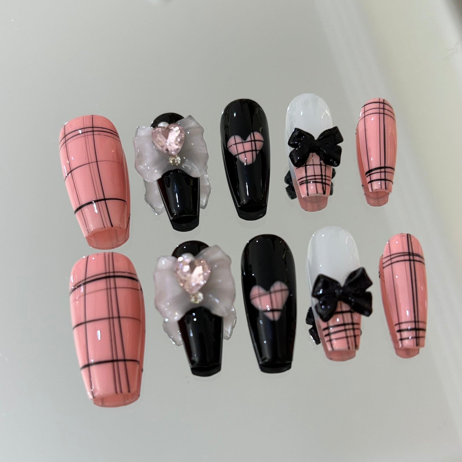 Plaid & Hearts Couture - Nail Wave